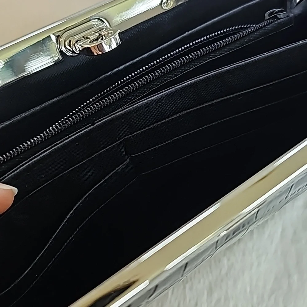 MERONA | Black Clutch Wallet